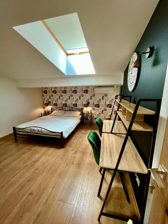 Апартаменты Duplex Lux - Thoria Бухарест Экстерьер фото